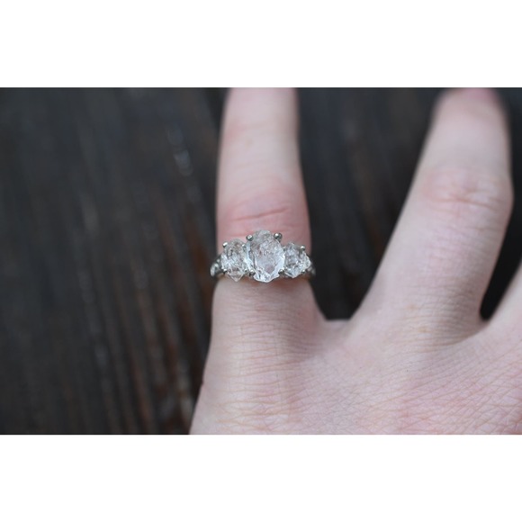 alternative raw diamond engagement ring raw crystal size 4 5 6 7 8 8 9 10 11 12 - Picture 3 of 3
